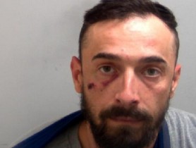 Un român care a violat o adolescentă de 14 ani, condamnat la închisoare în Anglia